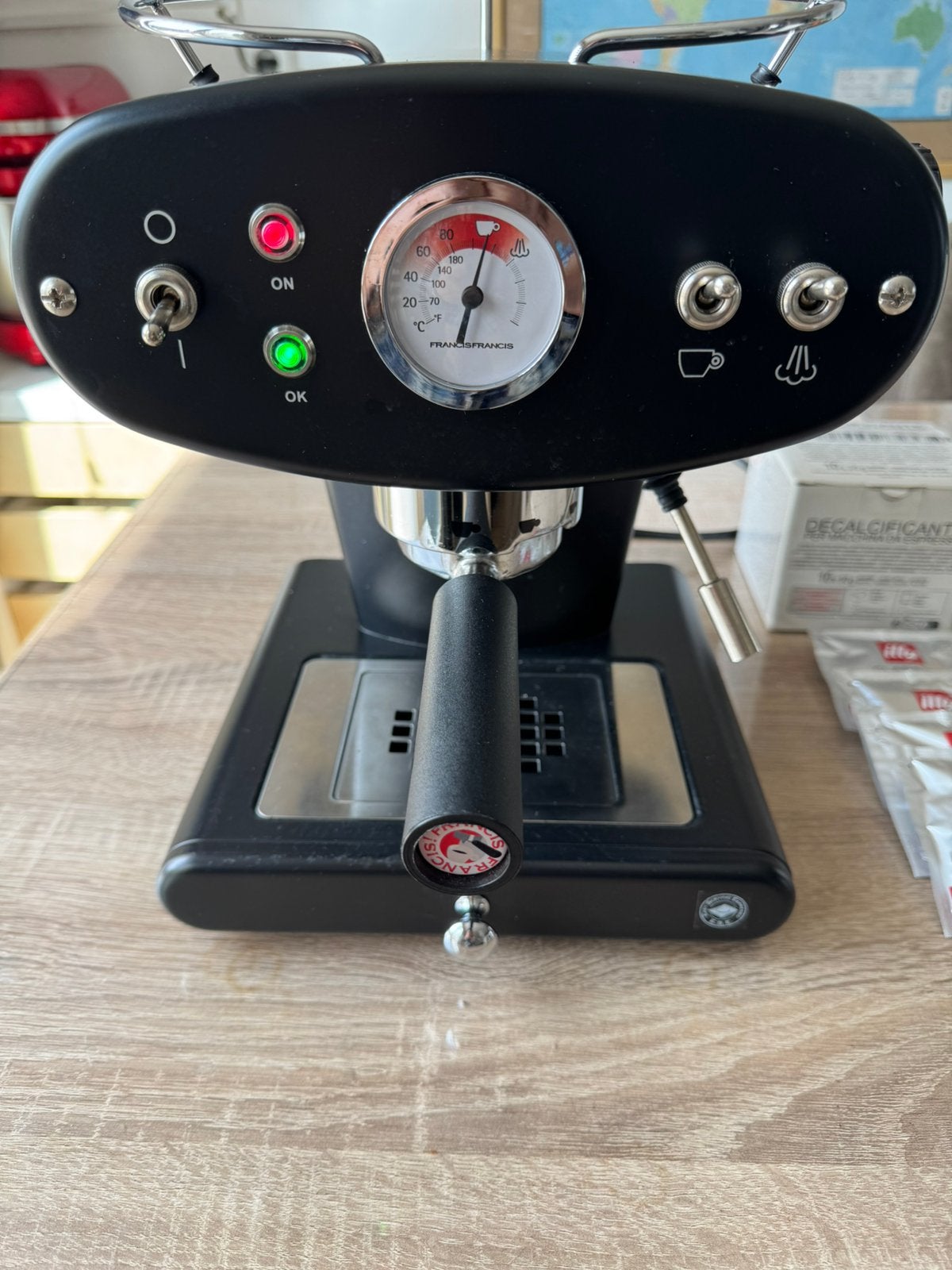 Illy Francis x1 ese espressomachine + 150 illy ese pads, Ophalen of Verzenden, Zo goed als nieuw, Espresso apparaat