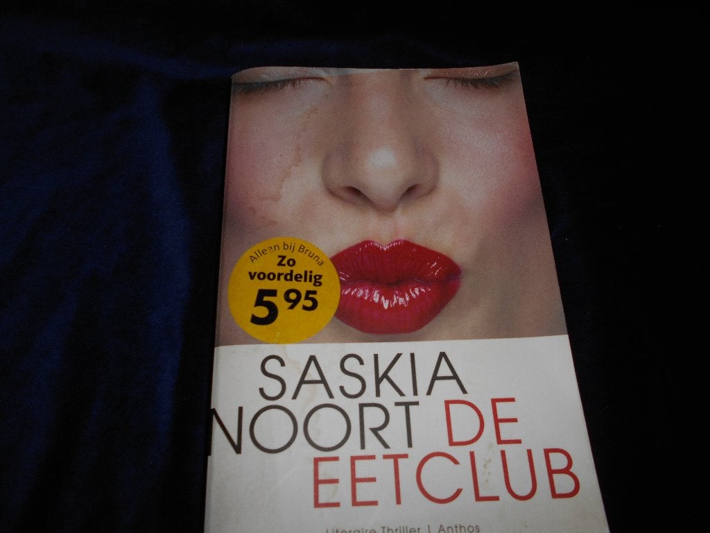 Saskia Noort: De eetclub, slechts 0,50., Boeken, Ophalen of Verzenden, Gelezen