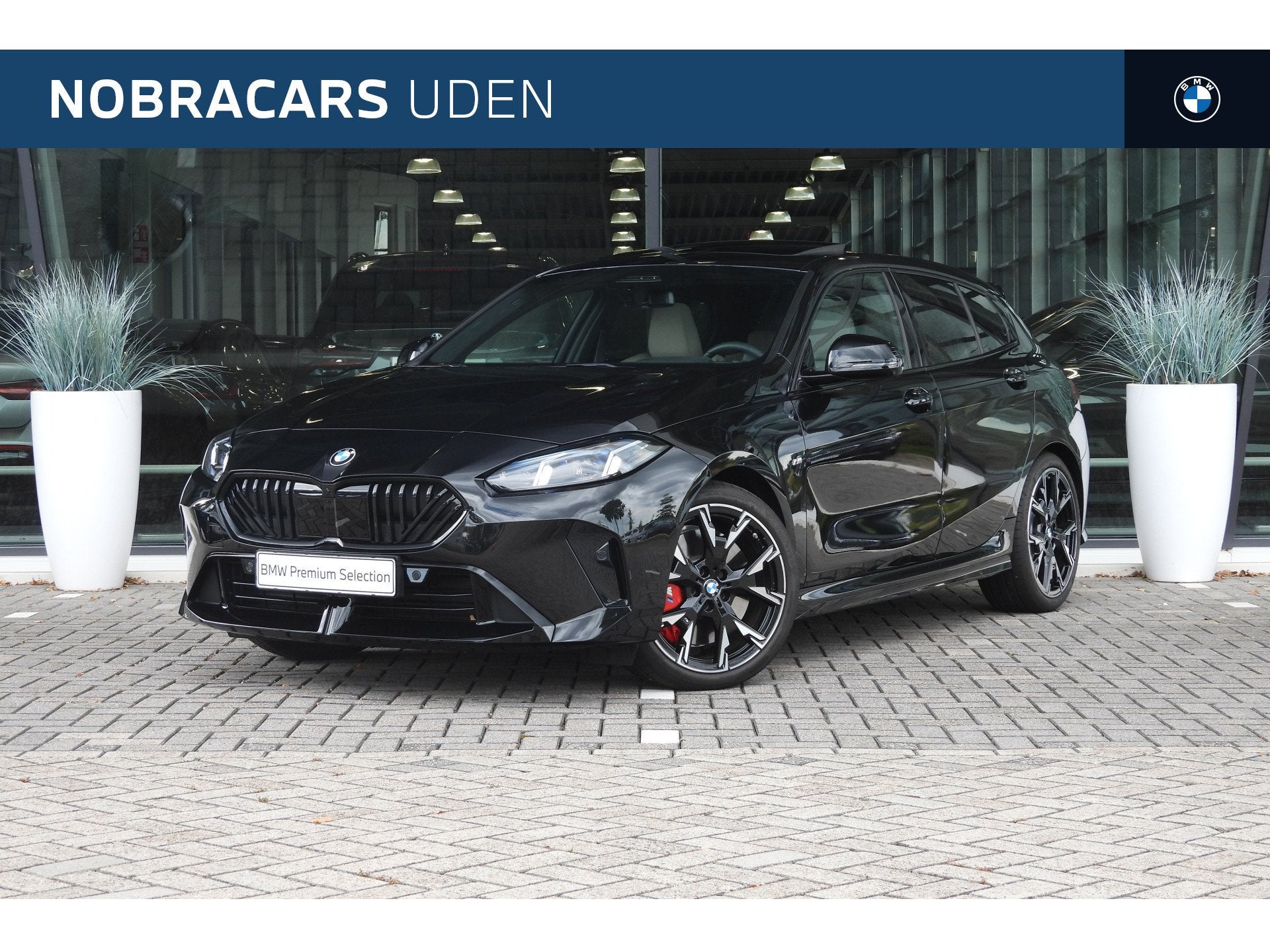 BMW 1 Serie 120 M Sport Automaat / Panoramadak / Sportstoele