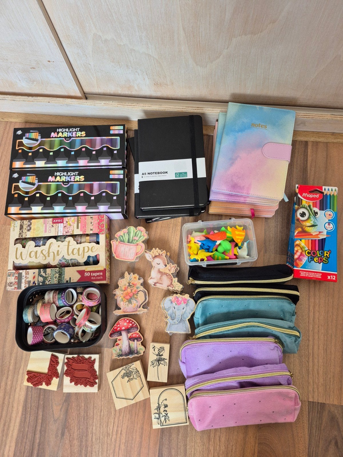 Grote partij knutselmateriaal en hobbybenodigdheden, Hobby en Vrije tijd, Ophalen, Overige thema's, Nieuw, Meerkleurig