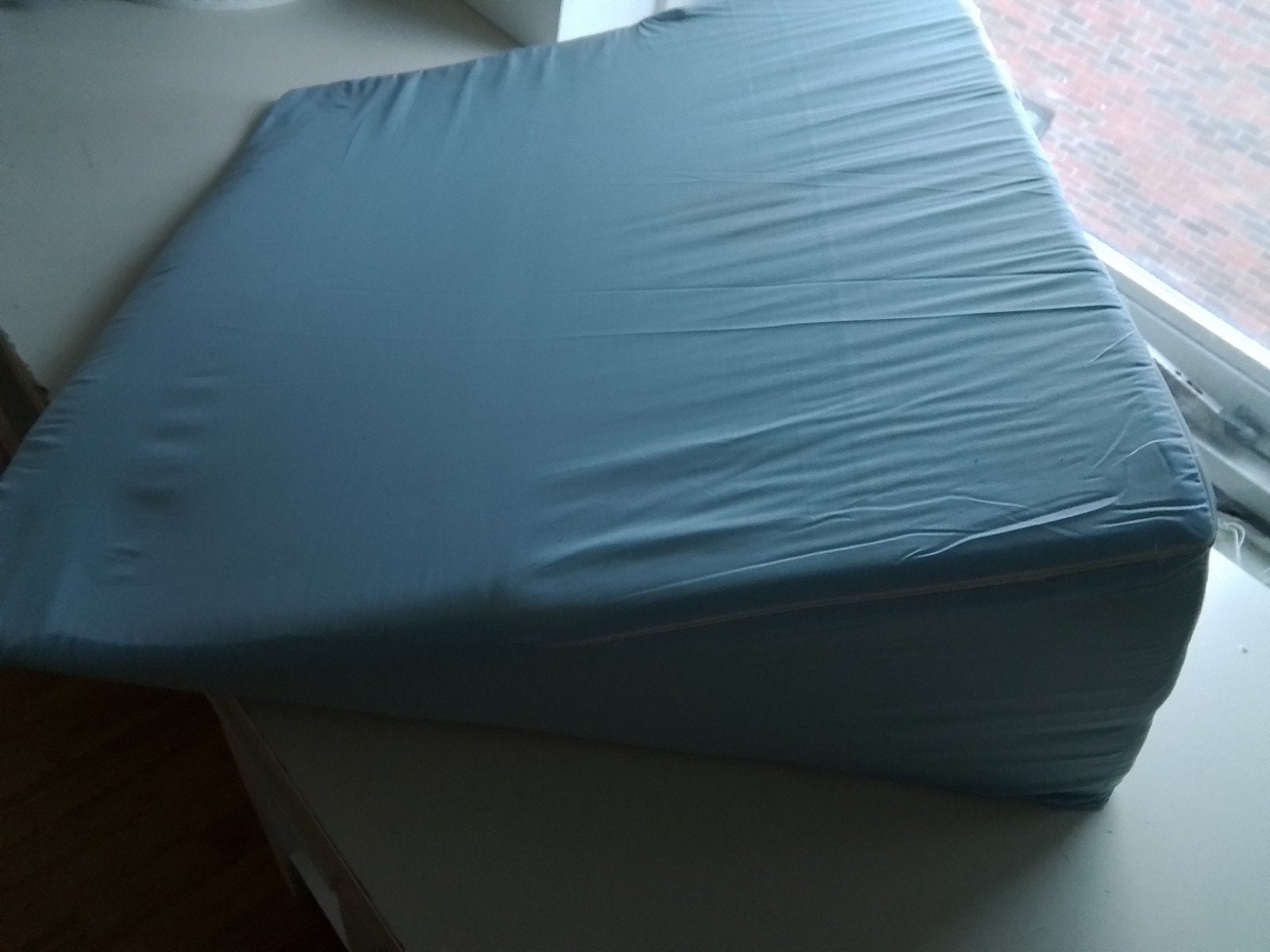 Bieden wigkussen zgan maat 62 bij 65x60x25, Ophalen, Zo goed als nieuw, Stof, Eenpersoons