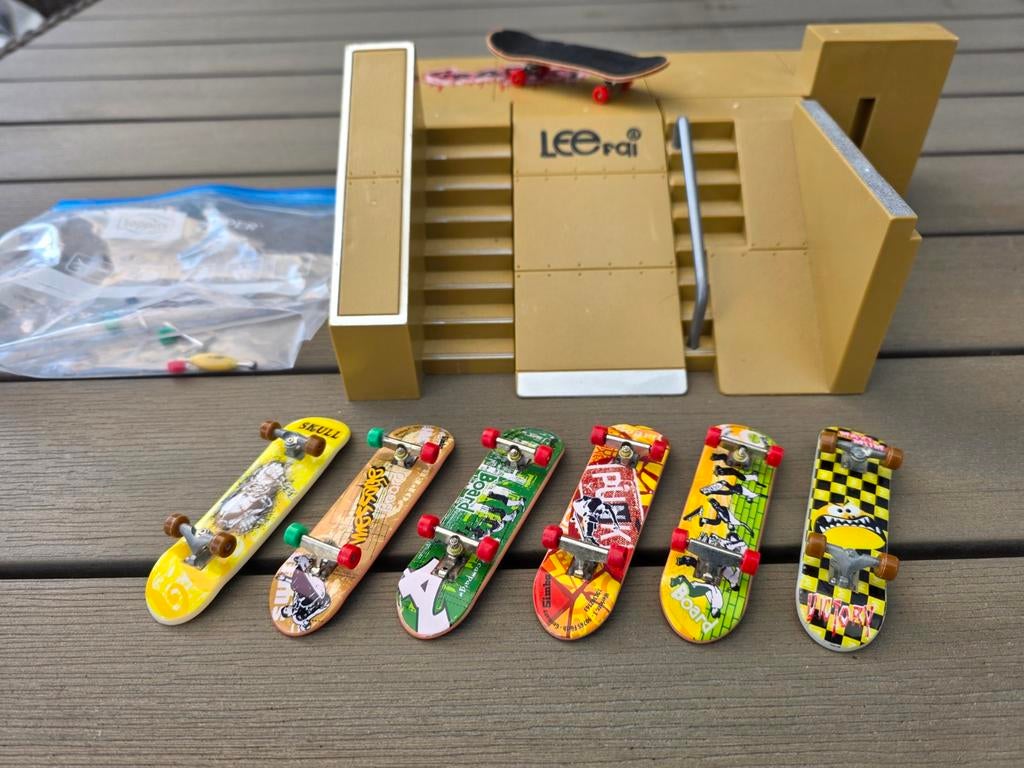 Vinger skateboards met 6 verschillende skateboa, Ophalen of Verzenden, Gebruikt, Jongen of Meisje
