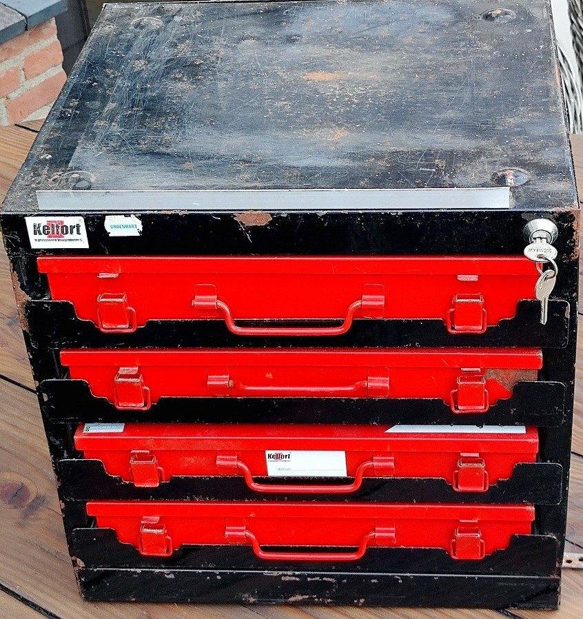 Assortimentskast, vier Kelfort Assortiments kisten in laden., Doe-het-zelf en Verbouw, Ophalen, 400 tot 600 watt, Overige typen