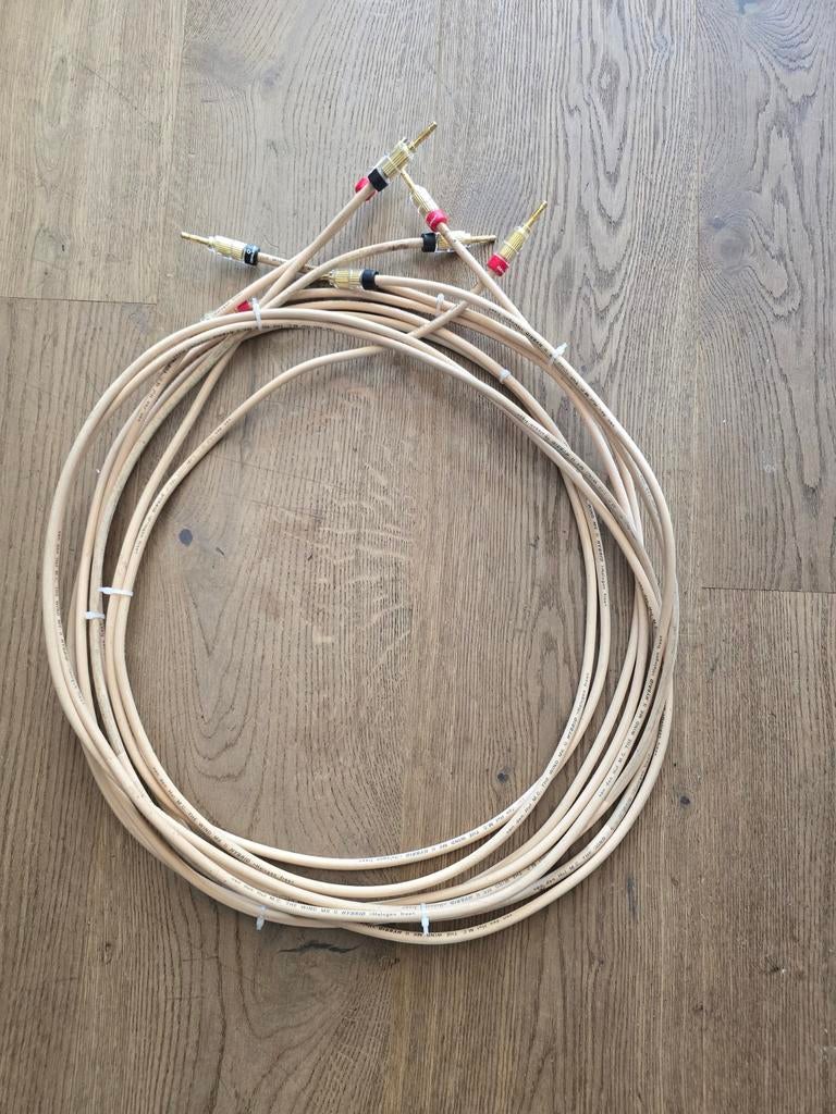 Van den hul the wind mk2 hybrid, Audio, Tv en Foto, Audiokabels en Televisiekabels, Zo goed als nieuw, Luidsprekerkabel, 2 tot 5 meter