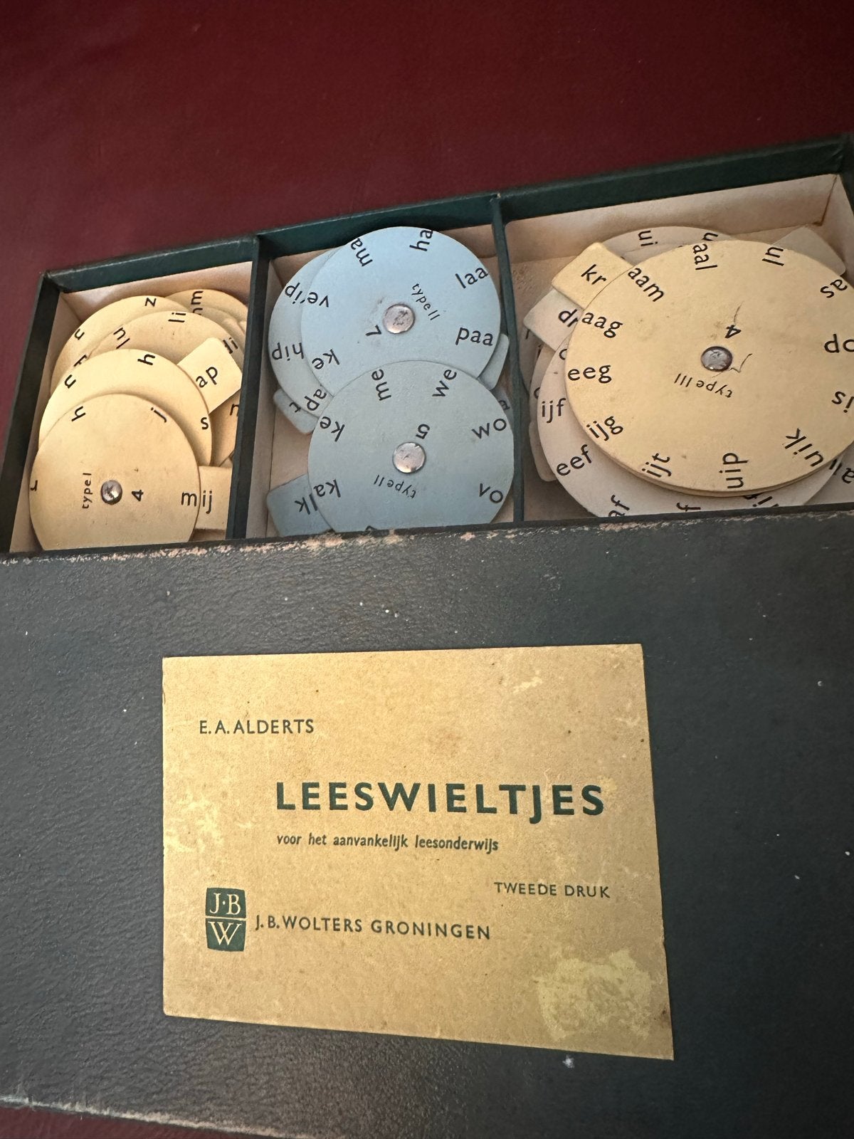 Vintage Leeswieltjes - Schoolmateriaal van vroeger, Ophalen of Verzenden
