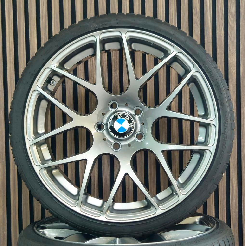 Nette 19" Breedset Velgen+Goede Zomerbanden 5x120 BMW 1serie, Auto-onderdelen, Banden en Velgen, Vmr, Banden en Velgen, Personenwagen