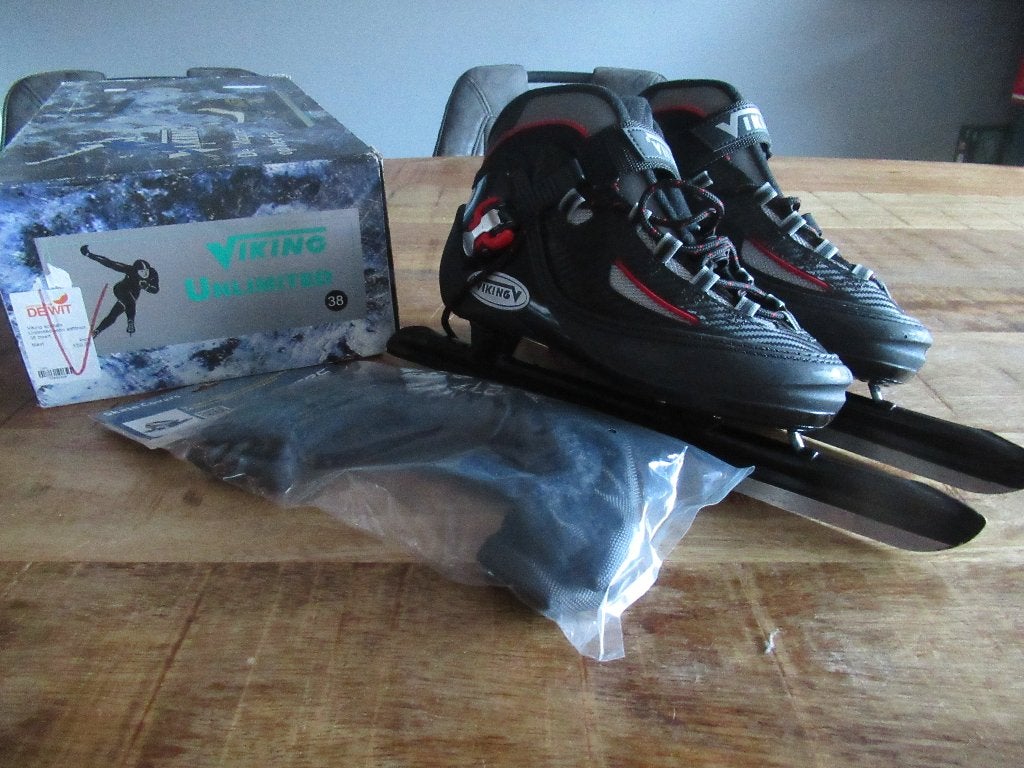 NIEUW Viking Unlimited semi soft boot schaatsen maat 38, Sport en Fitness, Viking, Nieuw, Ophalen of Verzenden, Noren