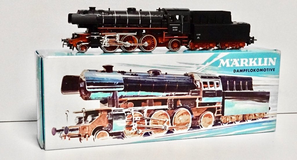 30050 Märklin Stoomlocomotief BR 23 041 - NIEUWSTAAT, Wisselstroom, Locomotief, Ophalen of Verzenden, Zo goed als nieuw