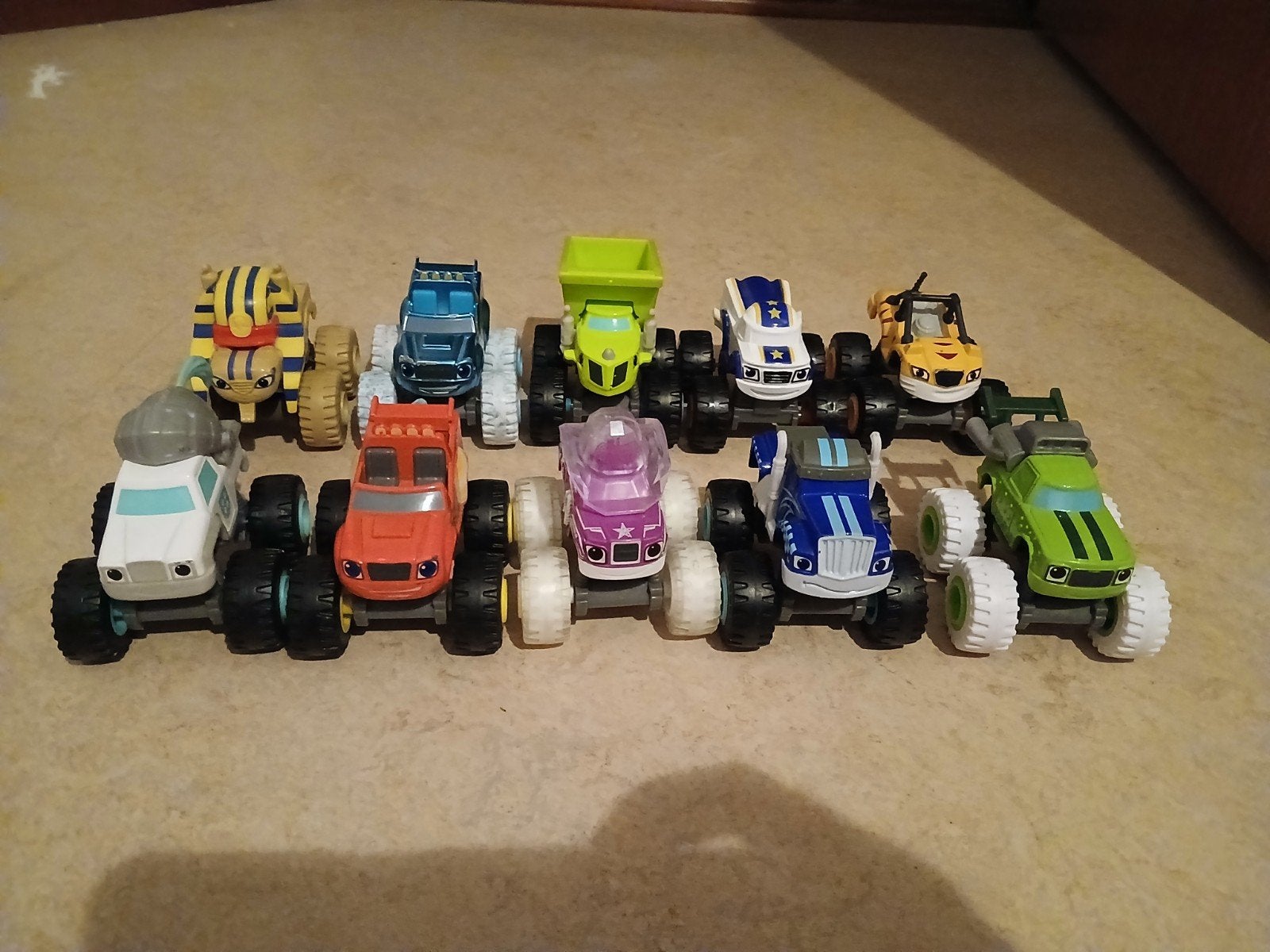 Complete set Blaze en de monsterwielen 10 stuks, Kinderen en Baby's, Speelgoed | Speelgoedvoertuigen, Ophalen of Verzenden, Zo goed als nieuw