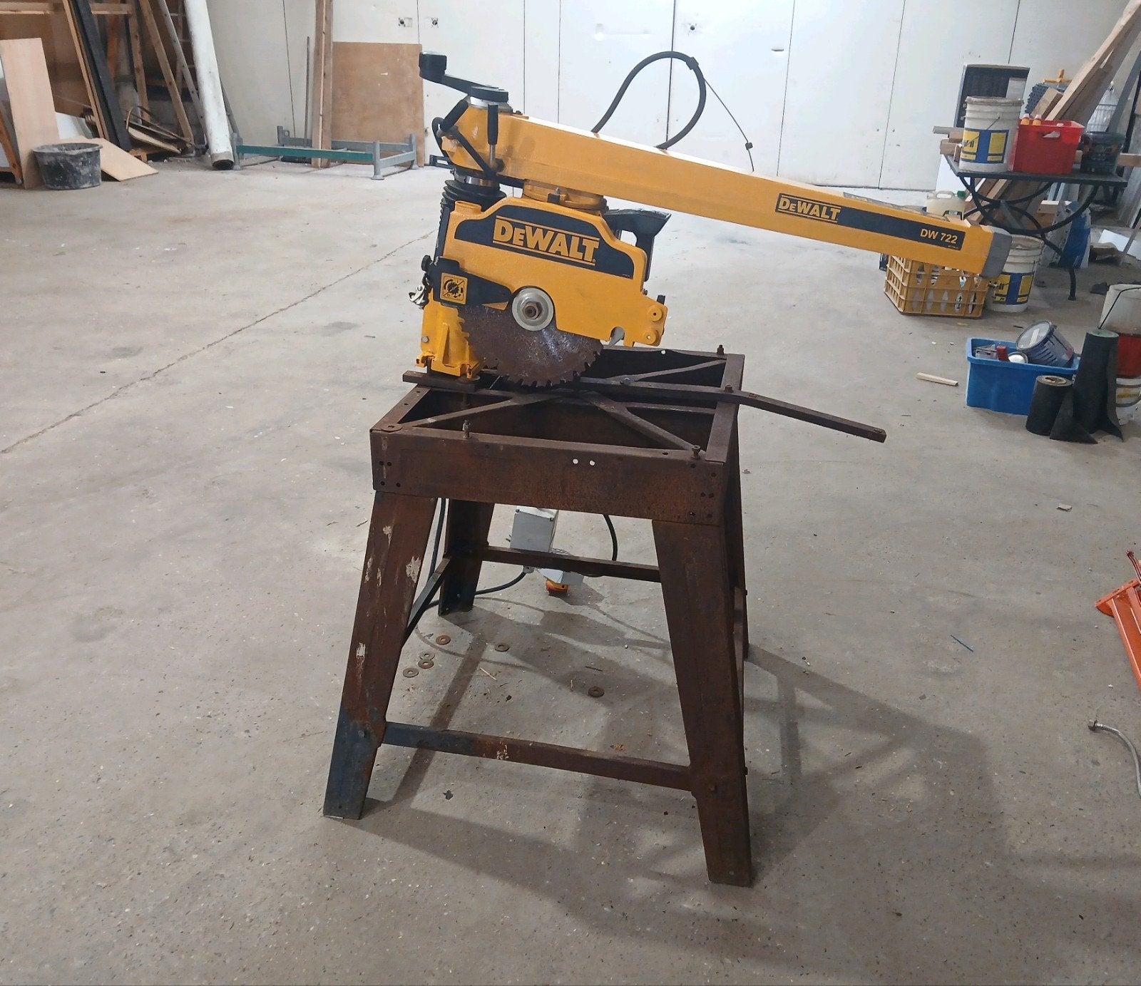 DeWalt DW 722 radiaalzaag - Krachtige en Betrouwbare Zaag, Ophalen, Gebruikt, DeWalt, 70 mm of meer