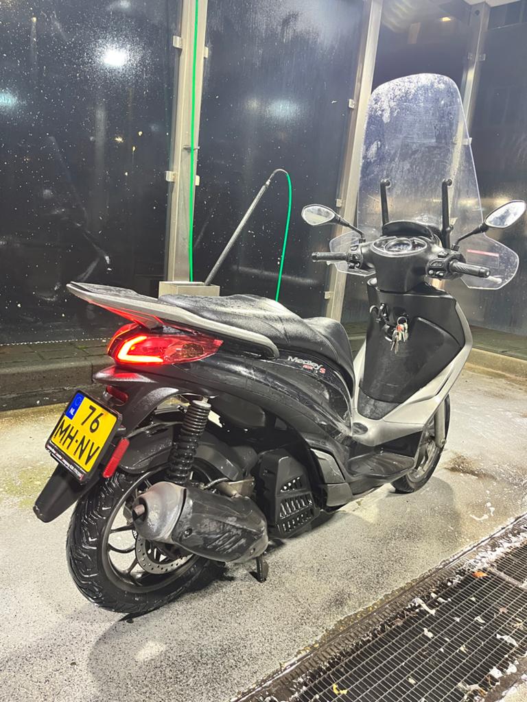 Piaggio Medley 125 2017 - Inclusief beenkleed en windscherm, Ophalen, Gebruikt, Benzine, Overige modellen