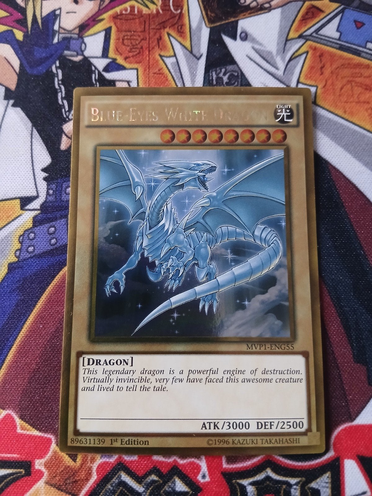 Blue-Eyes White Dragon - Gold Rare MVP1 - Yu-Gi-Oh, Hobby en Vrije tijd, Verzamelkaartspellen | Yu-gi-Oh!, Ophalen of Verzenden