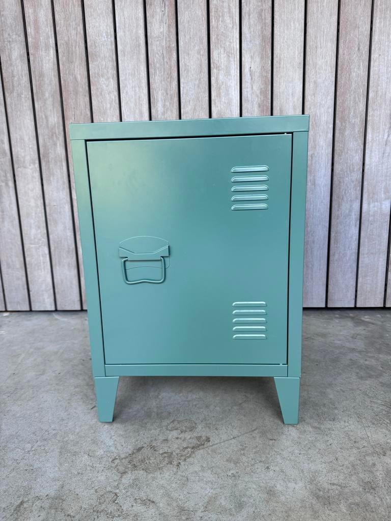 Metalen locker kastje  nachtkastje groen, Huis en Inrichting, Ophalen, Gebruikt