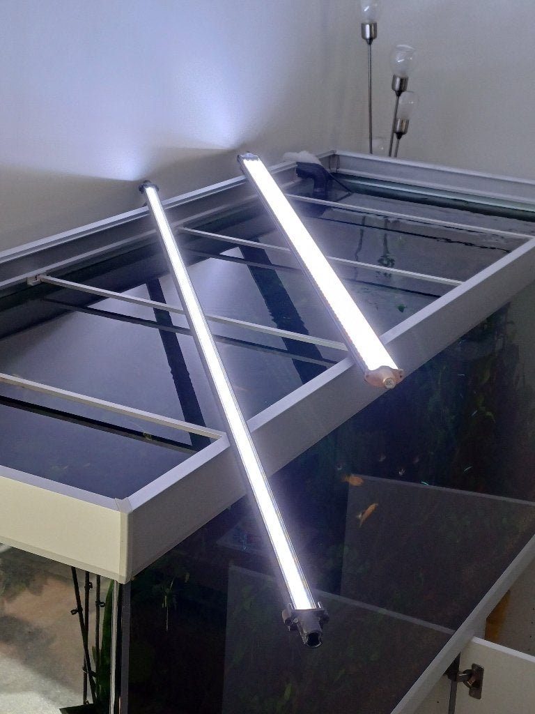 Led verlichting set aquarium 160 cm (lamp = 120 + 145 cm), Ophalen, Inclusief controller, Zo goed als nieuw, Verlichting of Verwarming