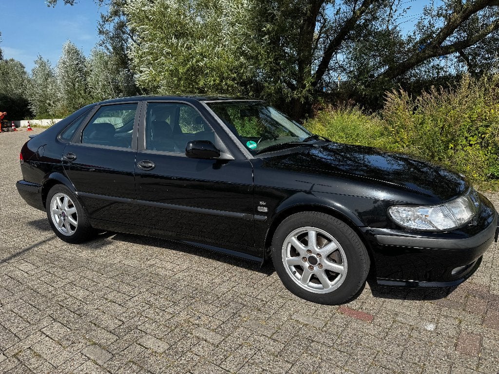 Saab 9-3 2.0 Turbo AUT 2001 Zwart, Auto's, 4 cilinders, Zwart, Particulier, 1600 kg