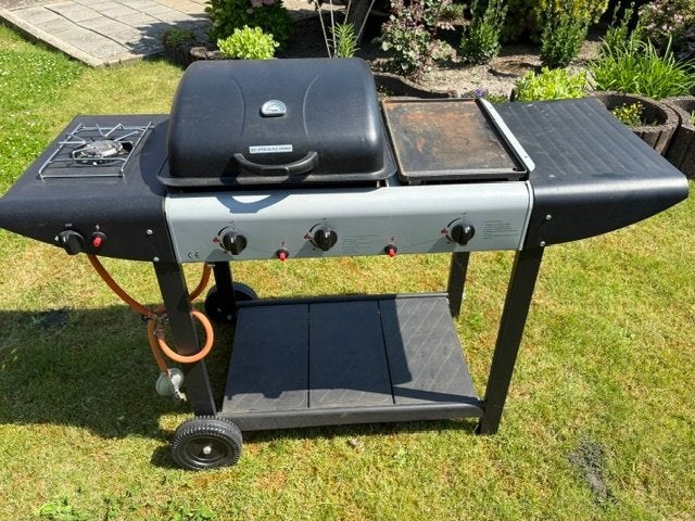 Gas barbecue - incl. gasfles en lavastenen - 1x gebruikt, Ophalen, Gebruikt, Overige merken