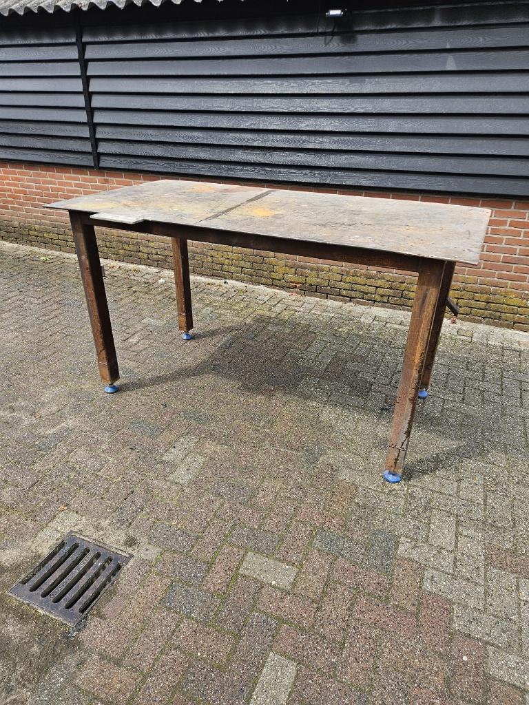 Stalen werkbank lastafel, Doe-het-zelf en Verbouw, Werkbanken, Ophalen, Gebruikt, 170 cm of meer