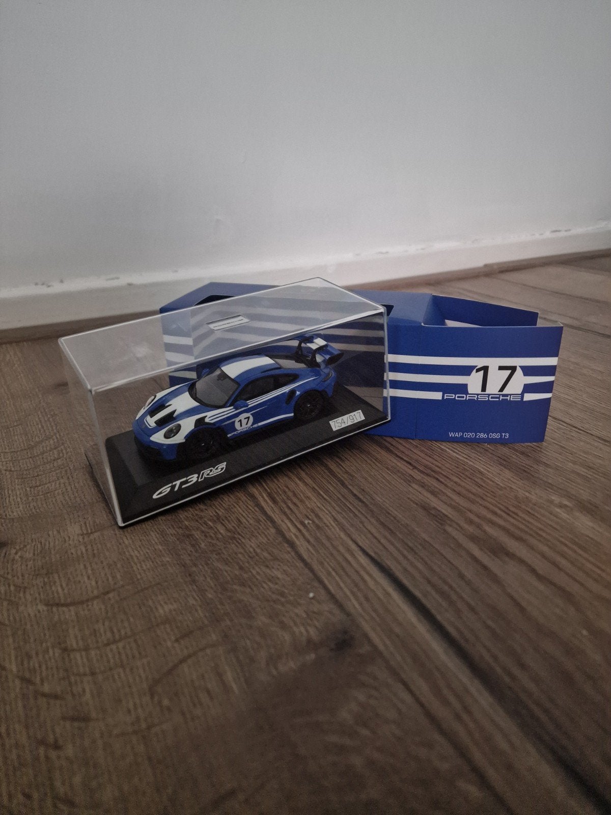 Minichamps 1:43 Porsche 911 992 GT3 RS, Ophalen of Verzenden, Zo goed als nieuw, Auto, MiniChamps