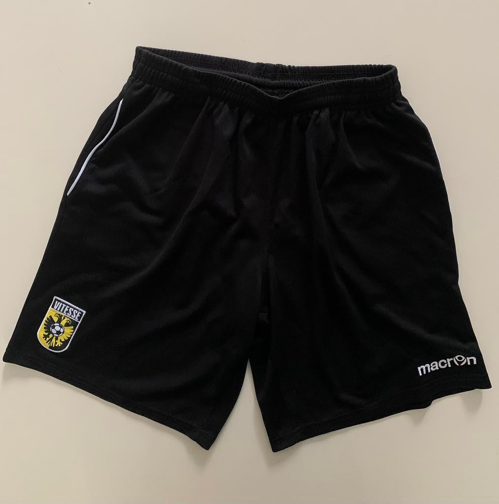 Korte broek zwart met Vitesse logo, Kleding | Heren, Ophalen of Verzenden, Zo goed als nieuw, Zwart, Algemeen