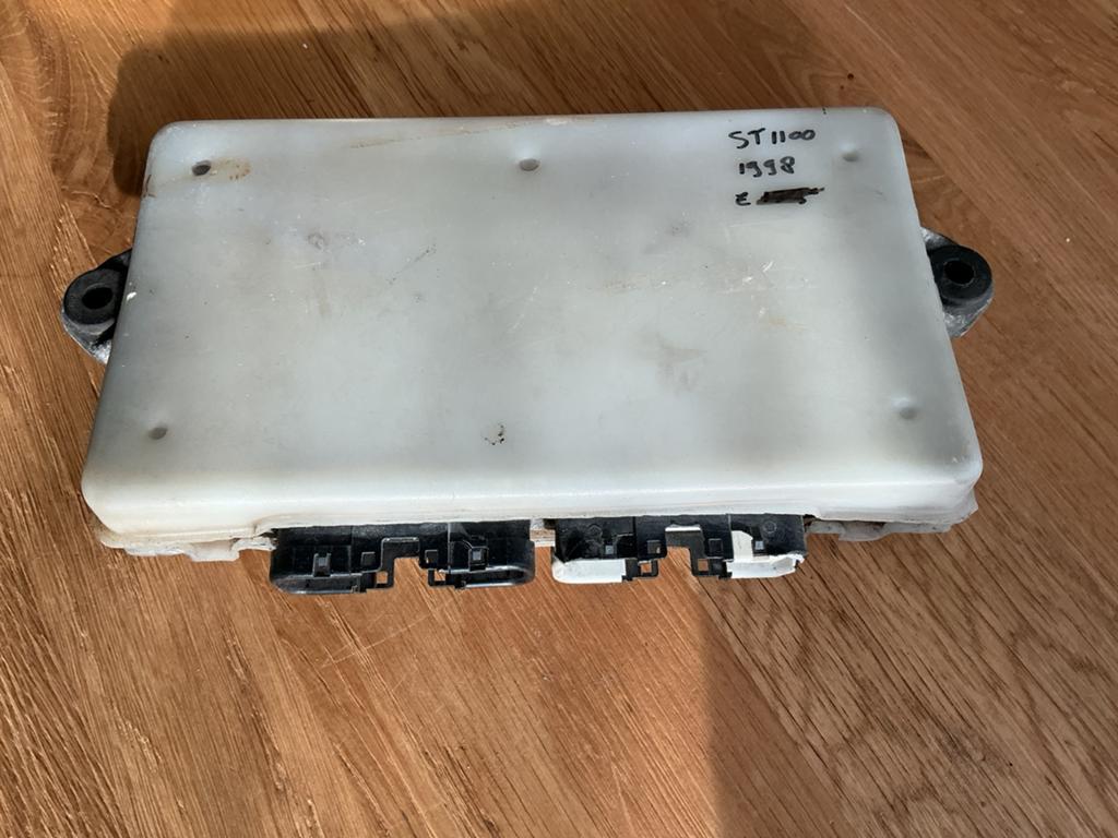Honda st1100 pan european ABS computer, Motoren, Onderdelen | Honda, Ophalen of Verzenden