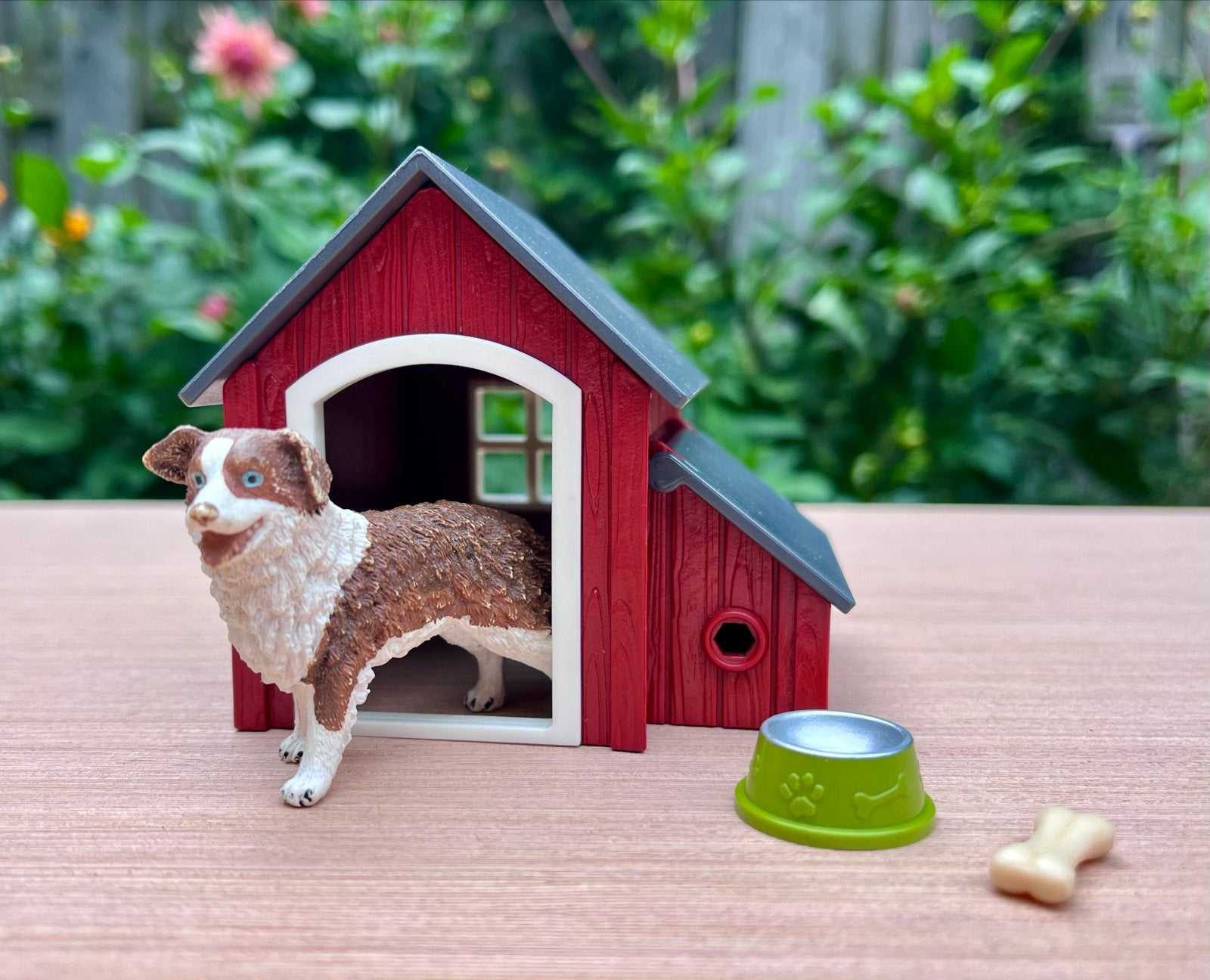 Schleich hondenhok met australische herdershond, Ophalen of Verzenden, Gebruikt