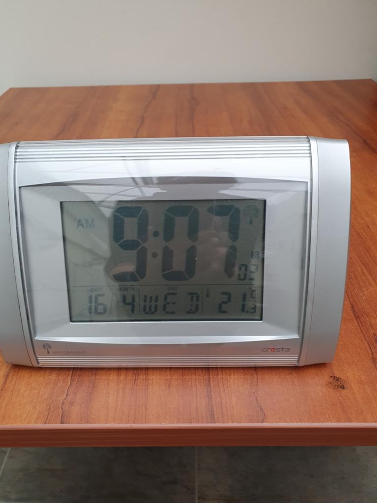 Cresta Digitale Wekker/Tafelklok met Datum en Temperatuur, Ophalen of Verzenden, Gebruikt, Digitaal, Wekker of Tafelklok