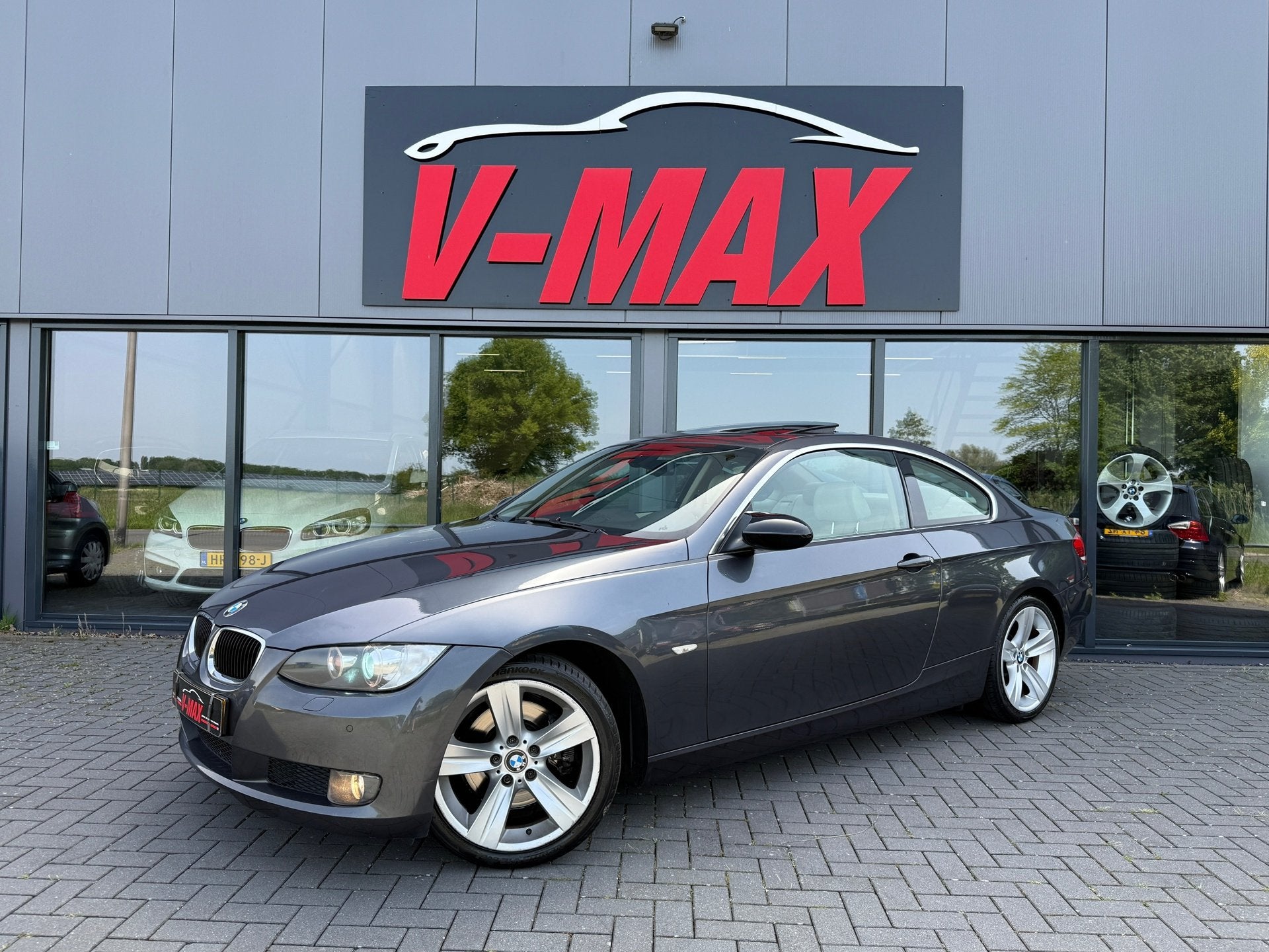 BMW 325i Coupe AUT Introduction Schuifdak Leder Navi Xenon, Automaat, 745 kg, Achterwielaandrijving, Gebruikt