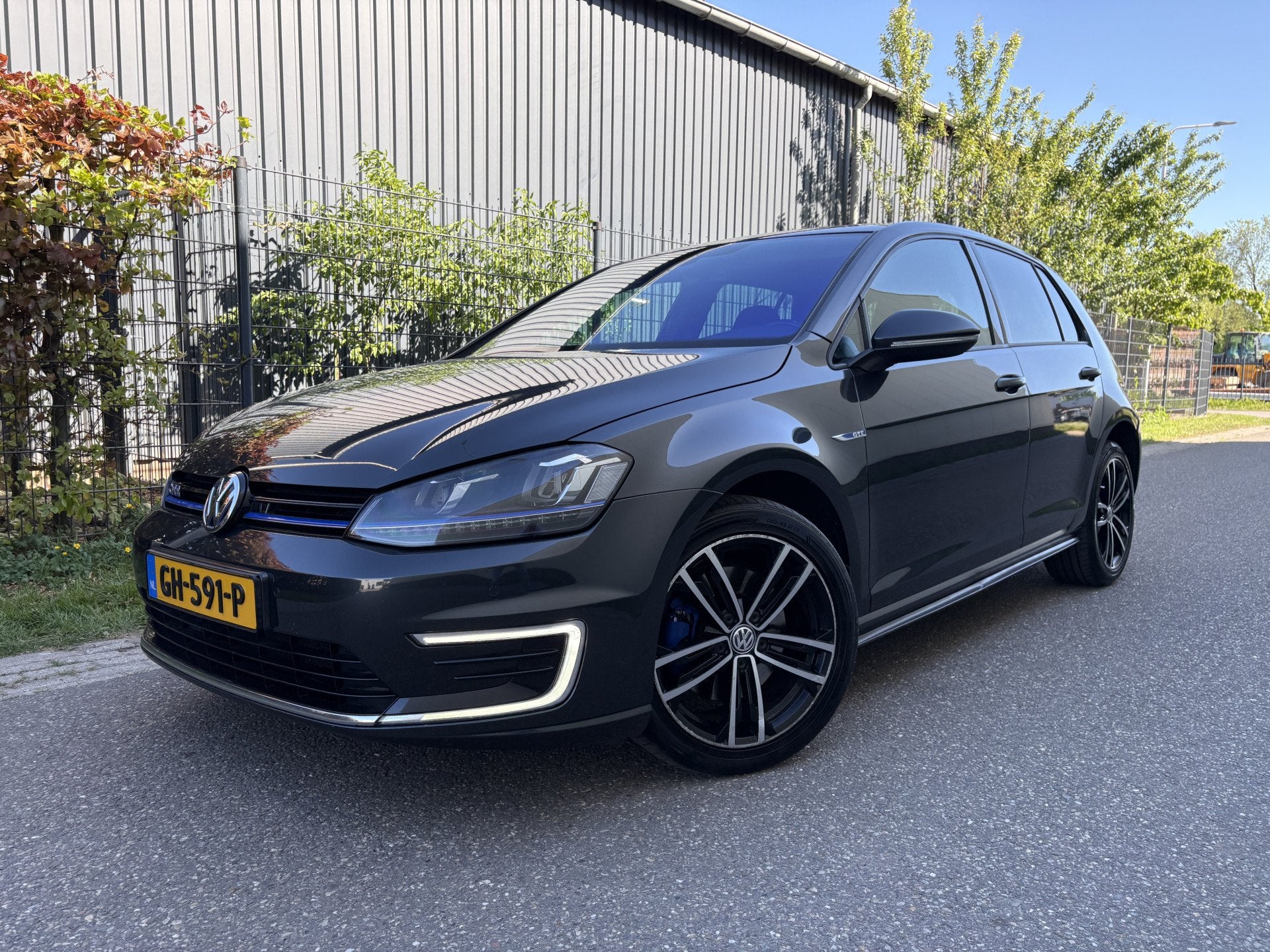 Volkswagen Golf 1.4 TSI GTE / AUTOMAAT / NAVI / CRUISE, Gebruikt, Euro 6, 4 cilinders, Origineel Nederlands