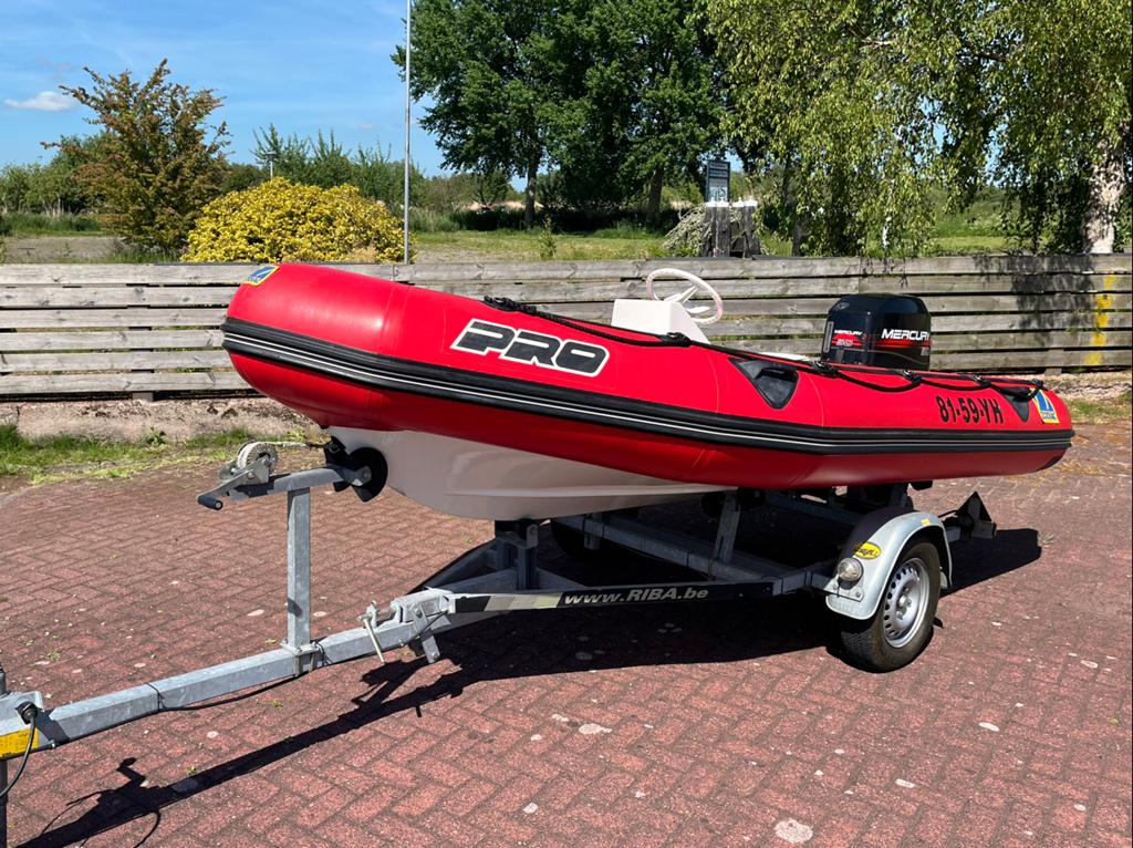 Zodiac PRO 420 met Mercury 50 PK, Watersport en Boten, Rubberboten, 4 m, 2 m, Peddels, 30 cm