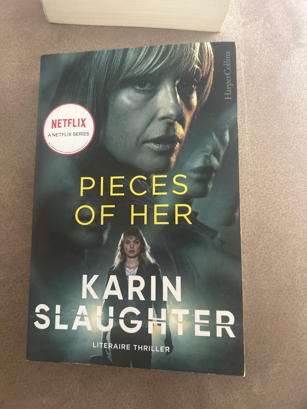 Pieces of Her - Karin Slaughter (Netflix serie), Ophalen of Verzenden, Gelezen, Wereld overig