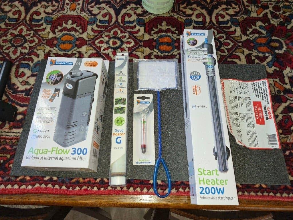 Aquarium toebehoren (Filter, Heater enz.)–Los, complete set, Dieren en Toebehoren, Ophalen, Nieuw, Overige typen, Superfish