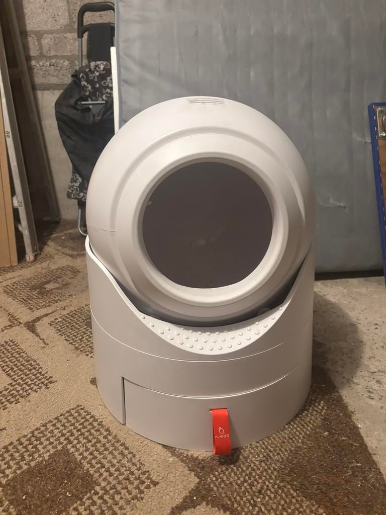 Semi zelfreinigende kattenbak met geur filter, Dieren en Toebehoren, Ophalen of Verzenden, Zo goed als nieuw