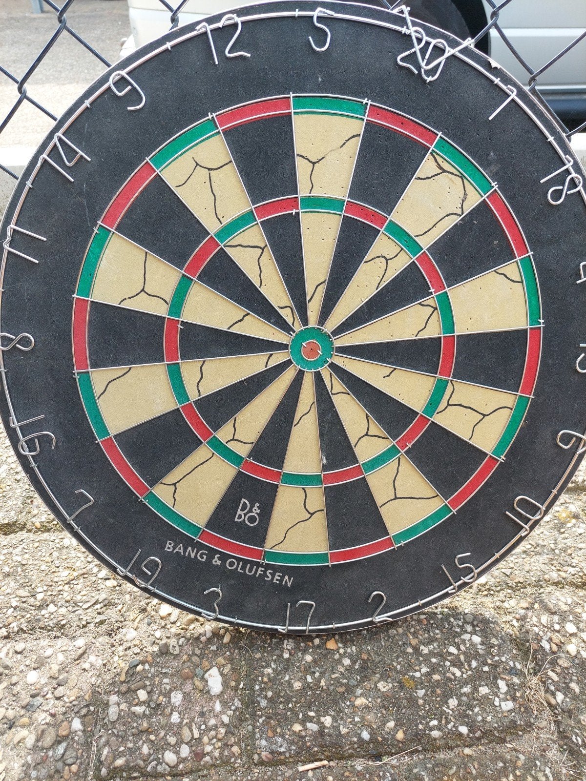 Dart bord, Ophalen, Dartbord