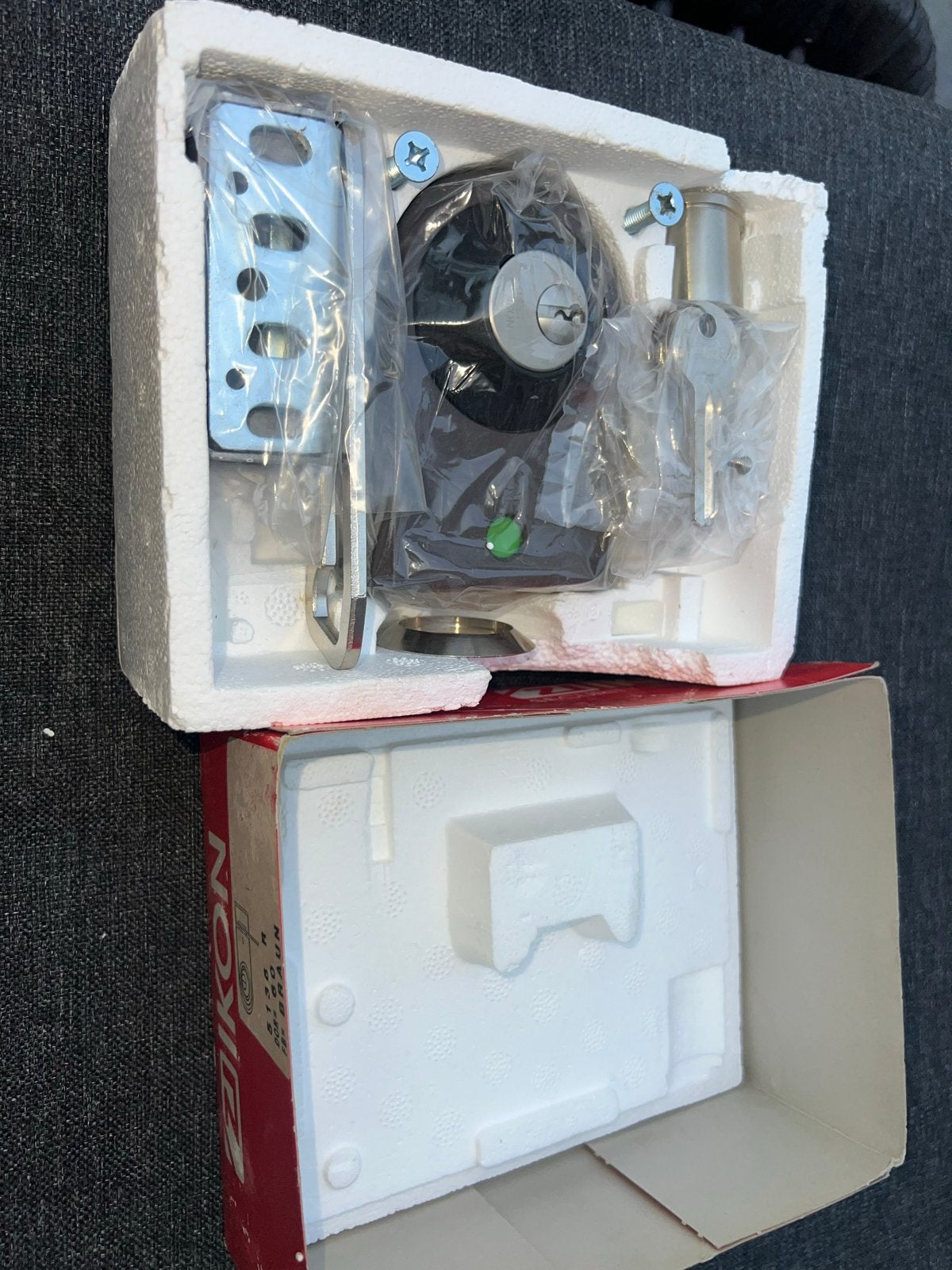 IKON Deurslot 5136 R DOR=60 FB=BRAUN - Nieuw in doos, Ophalen of Verzenden, Nieuw, Overige materialen, Slot