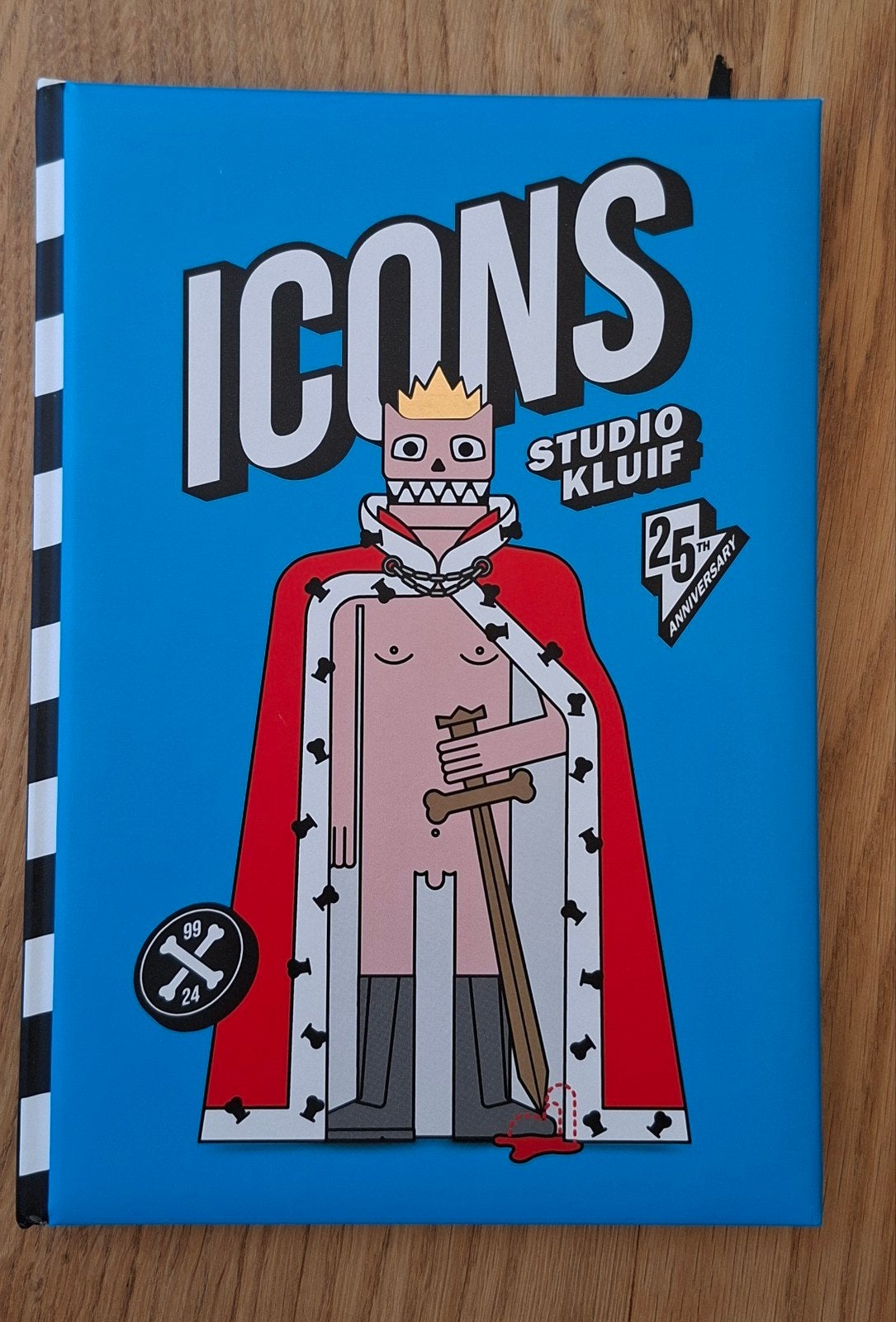 Icons Studio Kluif 25th Anniversary Boek, Ophalen of Verzenden, Zo goed als nieuw, Studio Kluif, Nederland