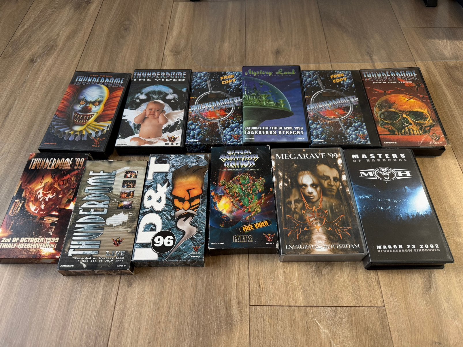 Thunderdome videobanden VHS MoH Megarave ID&T Mysteryland, Ophalen, Alle leeftijden, Muziek en Concerten, Zo goed als nieuw