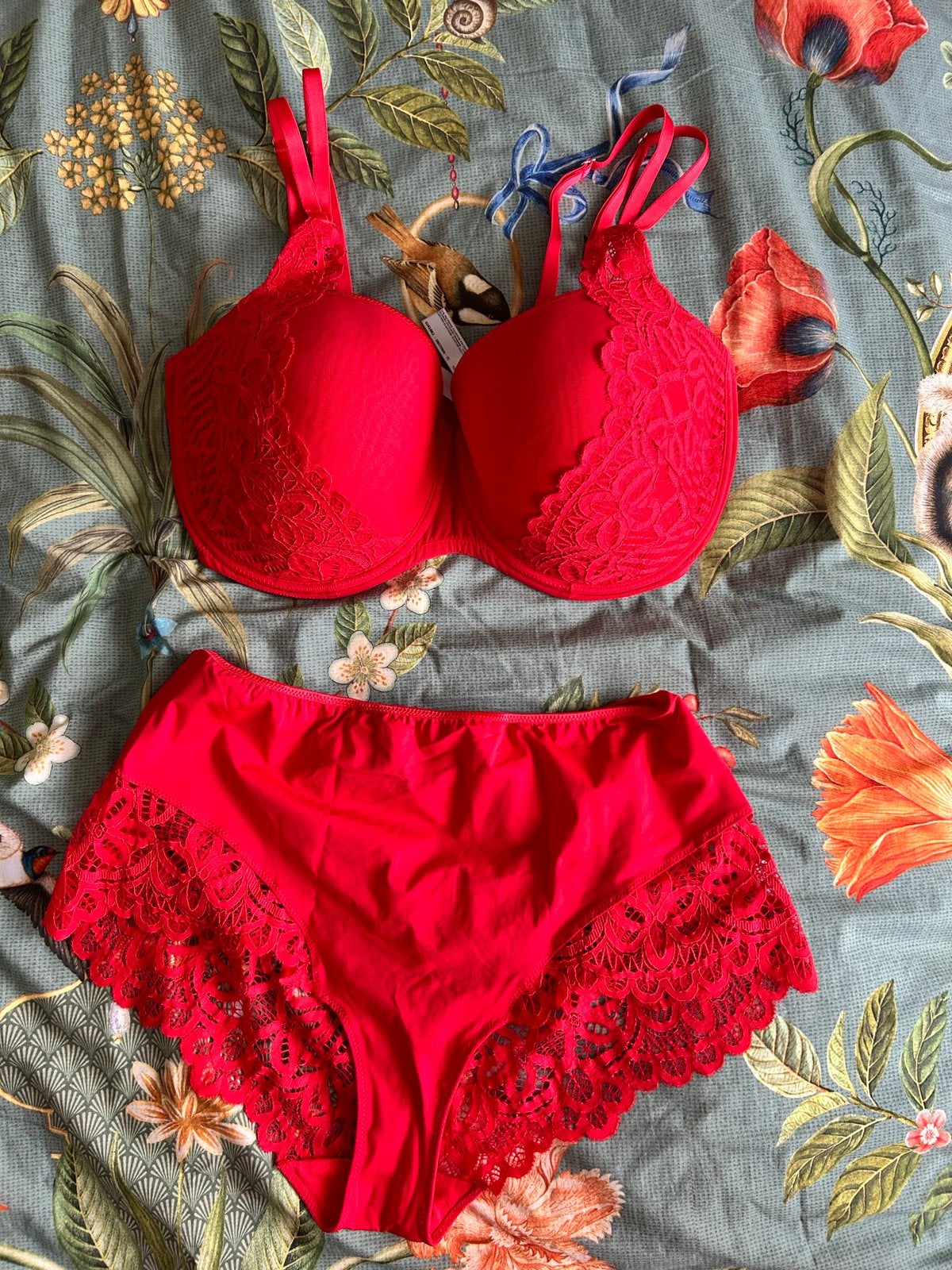 Primadonna Twist Lingerie Set Rood - BH en Slip, Kleding | Dames, Ondergoed en Lingerie, Ophalen of Verzenden, Rood, Setje