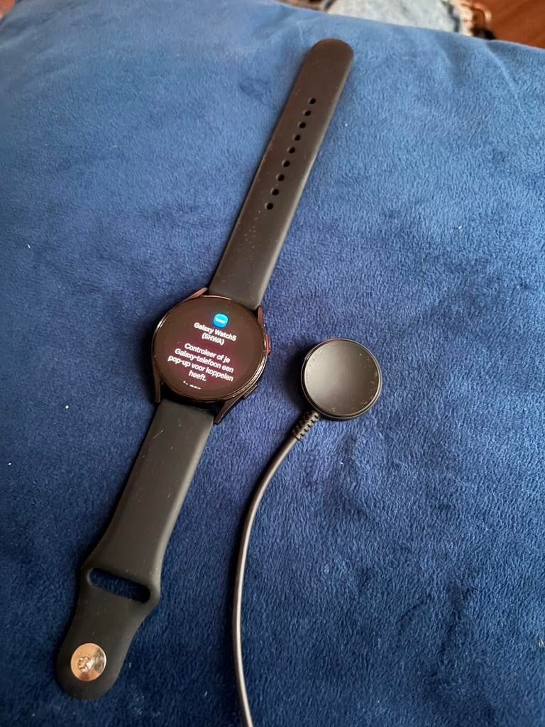 Samsung watch 5, Ophalen, Zo goed als nieuw, Zwart, Android