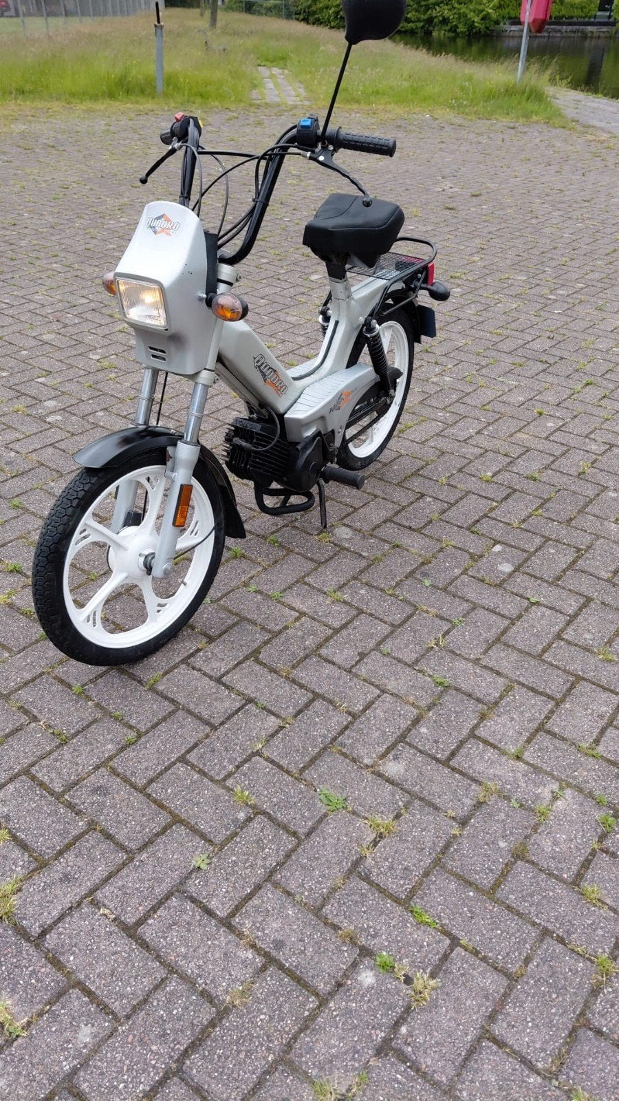 tomos Quadro snor brommer, Fietsen en Brommers, Brommers | Tomos, Ophalen of Verzenden, Gebruikt, Maximaal 45 km/u, Revival