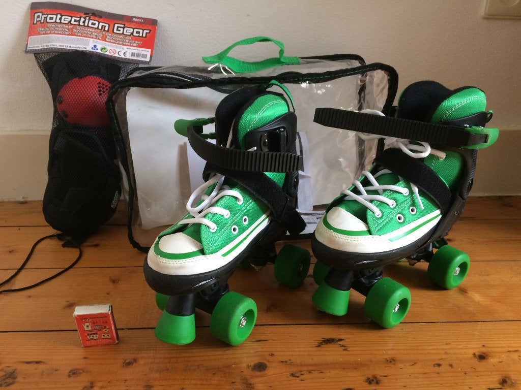 Verstelbare rolschaatsen maat 33 34 36 op groene gymschoenen, Overige merken, Verstelbaar, Overige typen, Ophalen of Verzenden