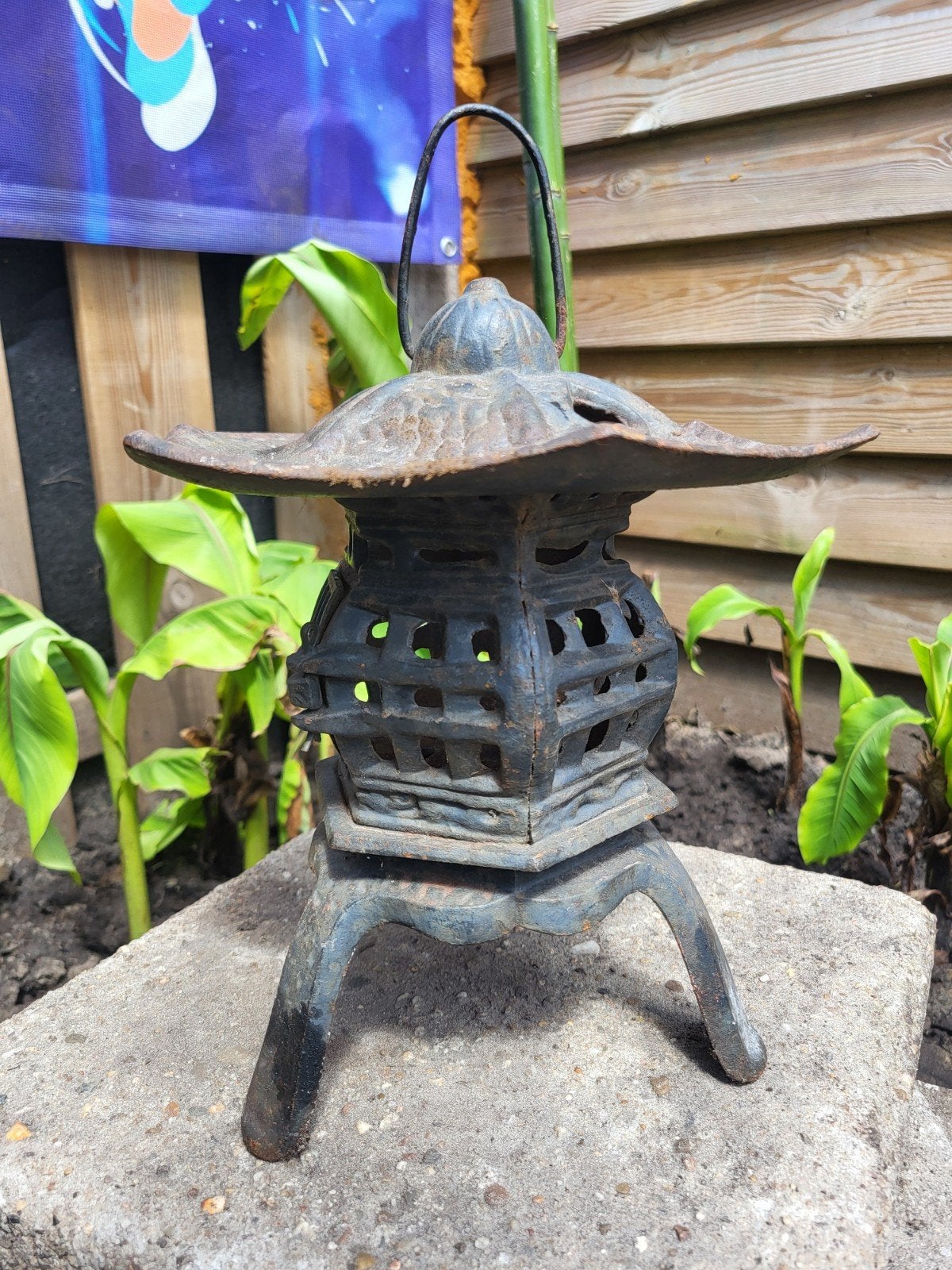 Antieke Japanse Pagode Lantaarn van Gietijzer, Ophalen of Verzenden