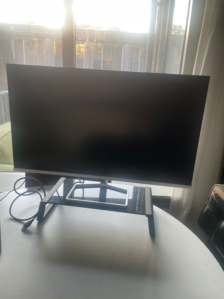 HP M32f Monitor, Computers en Software, Monitoren, Ophalen, IPS, Kantelbaar, HDMI