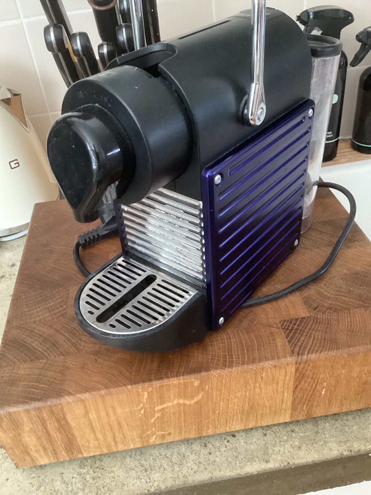 Krups Nespresso koffiezetautomaat Pixie, Witgoed en Apparatuur, Koffiezetapparaten, Ophalen, Gebruikt, Koffiemachine, 2 tot 4 kopjes