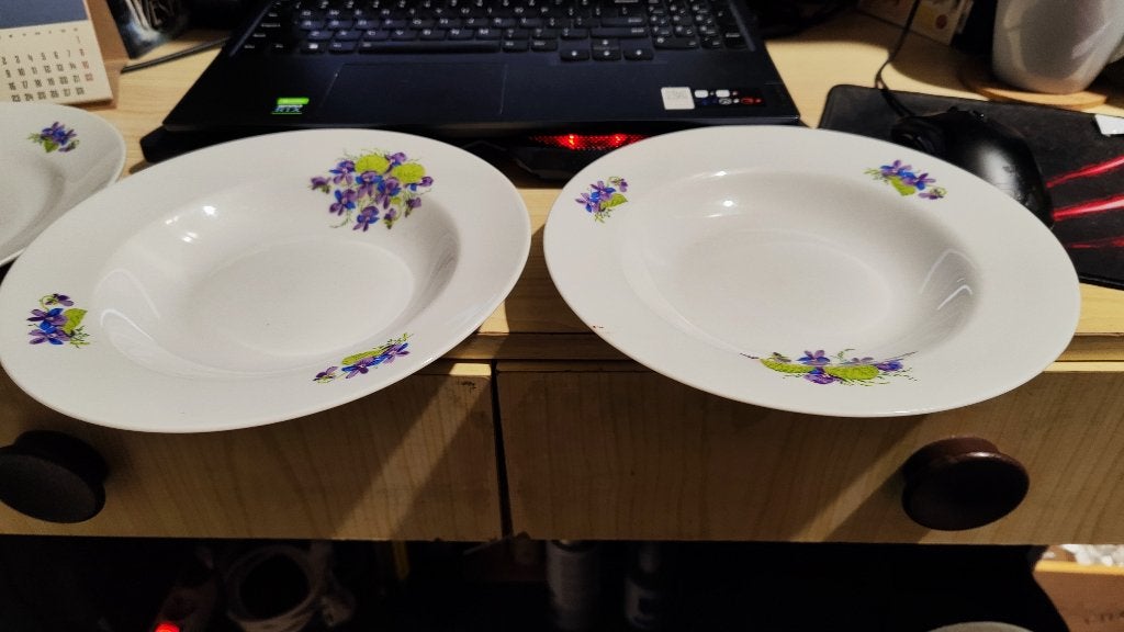 Vintage borden set (diepe & platte borden) – Ilmenau Graf, Verzenden