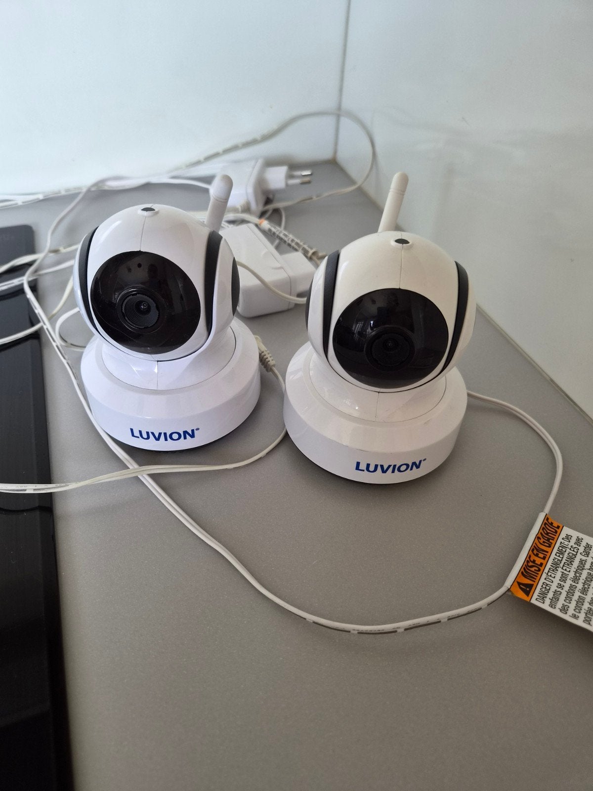 1 of 2x Luvion Babyfoon camera's - Essential model, Kinderen en Baby's, Babyfoons, Gebruikt, 100 tot 250 meter, Camera, Digitaal