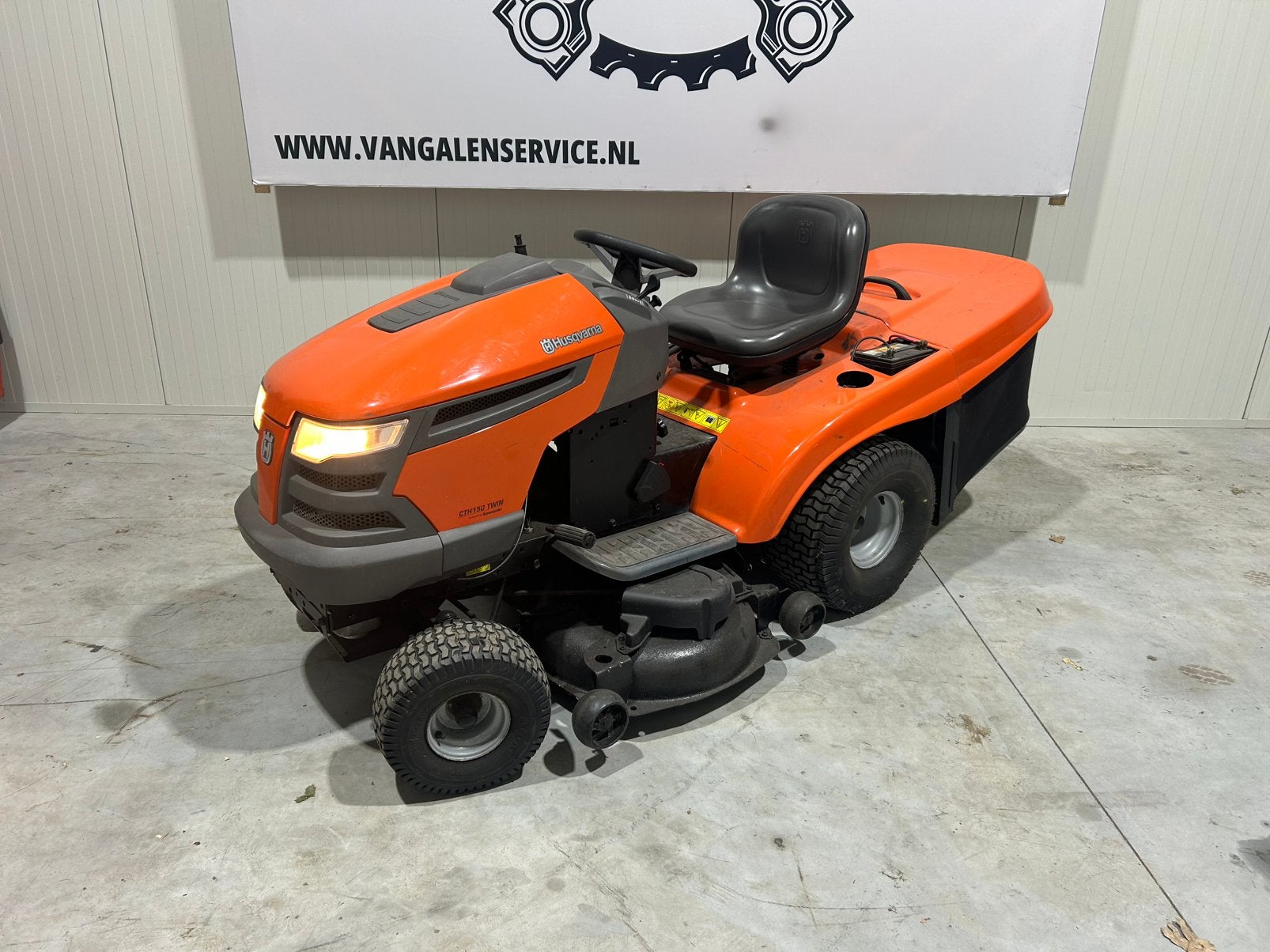 Husqvarna CTH150 zitmaaier, Ophalen of Verzenden, Zo goed als nieuw