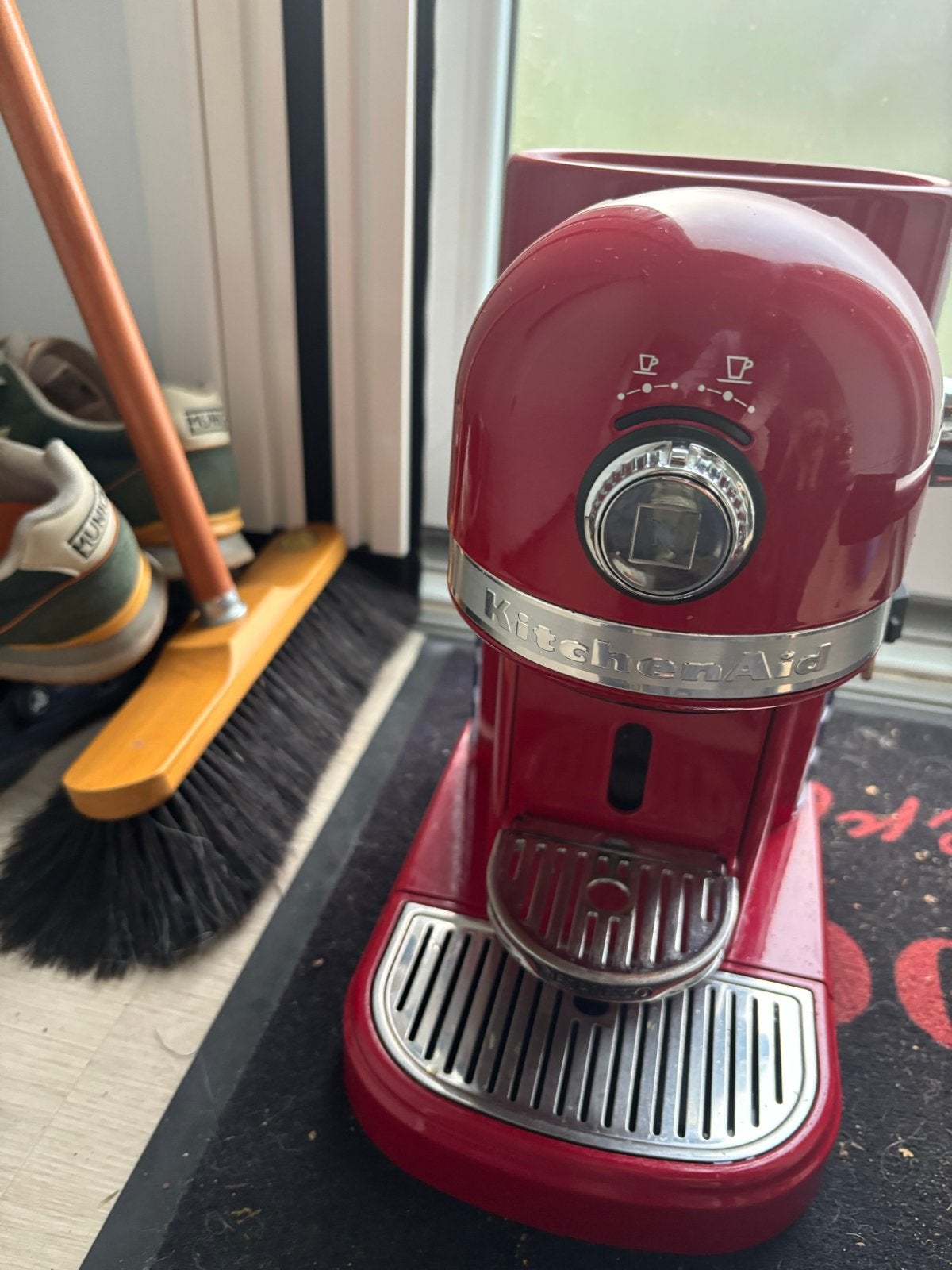 KitchenAid Nespresso Artisan 5KES0503 - Rood, Ophalen, Gebruikt, Espresso apparaat, 1 kopje
