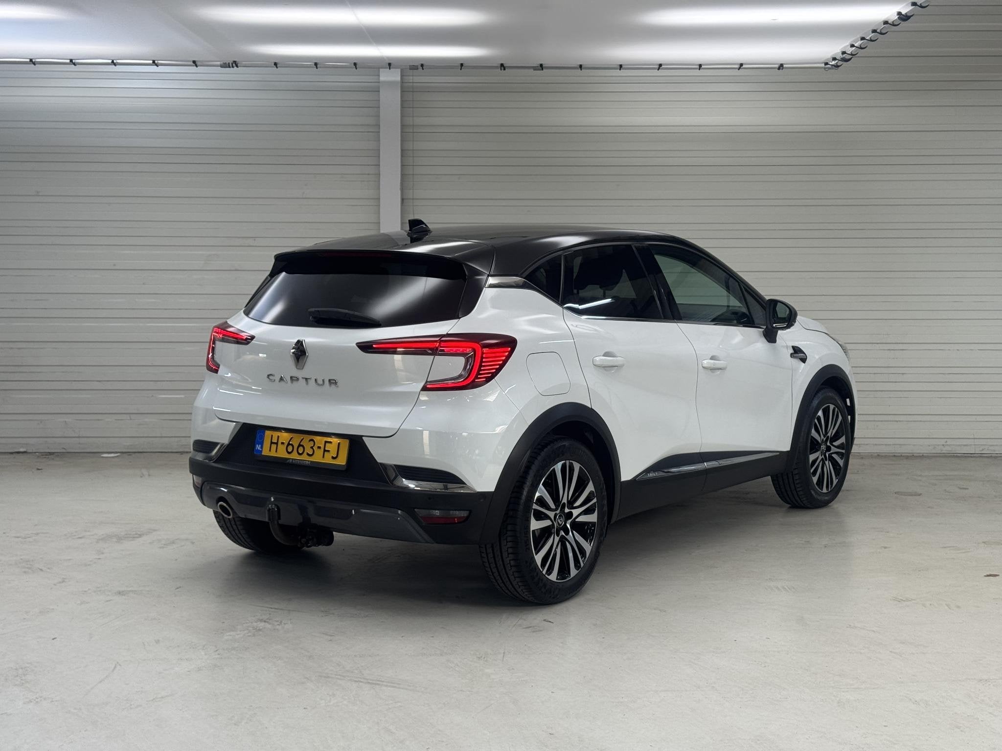 Renault Captur 1.3 TCe 130 Initiale Paris / Eerste Eigenaar, Auto's, Renault, Gebruikt, Euro 6, 4 cilinders, Automatische klimaatregeling