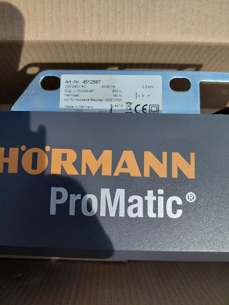 Hörmann ProMatic garagedeuraandrijving, Ophalen