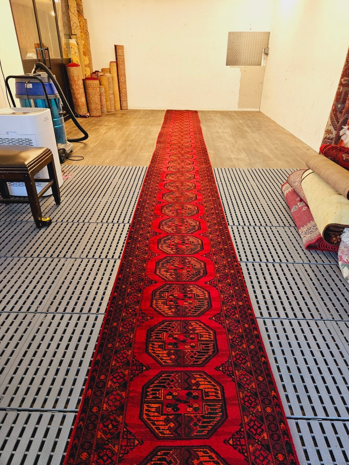 Perzische Loper. Prachtige kleuren en patronen! Weg = Weg!, 100 tot 150 cm, Perzisch, Zo goed als nieuw, Rechthoekig